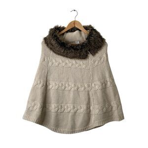 JCPenney Faux Fur Cape Poncho Sweater Women's One Size Pullover Preppy NWT